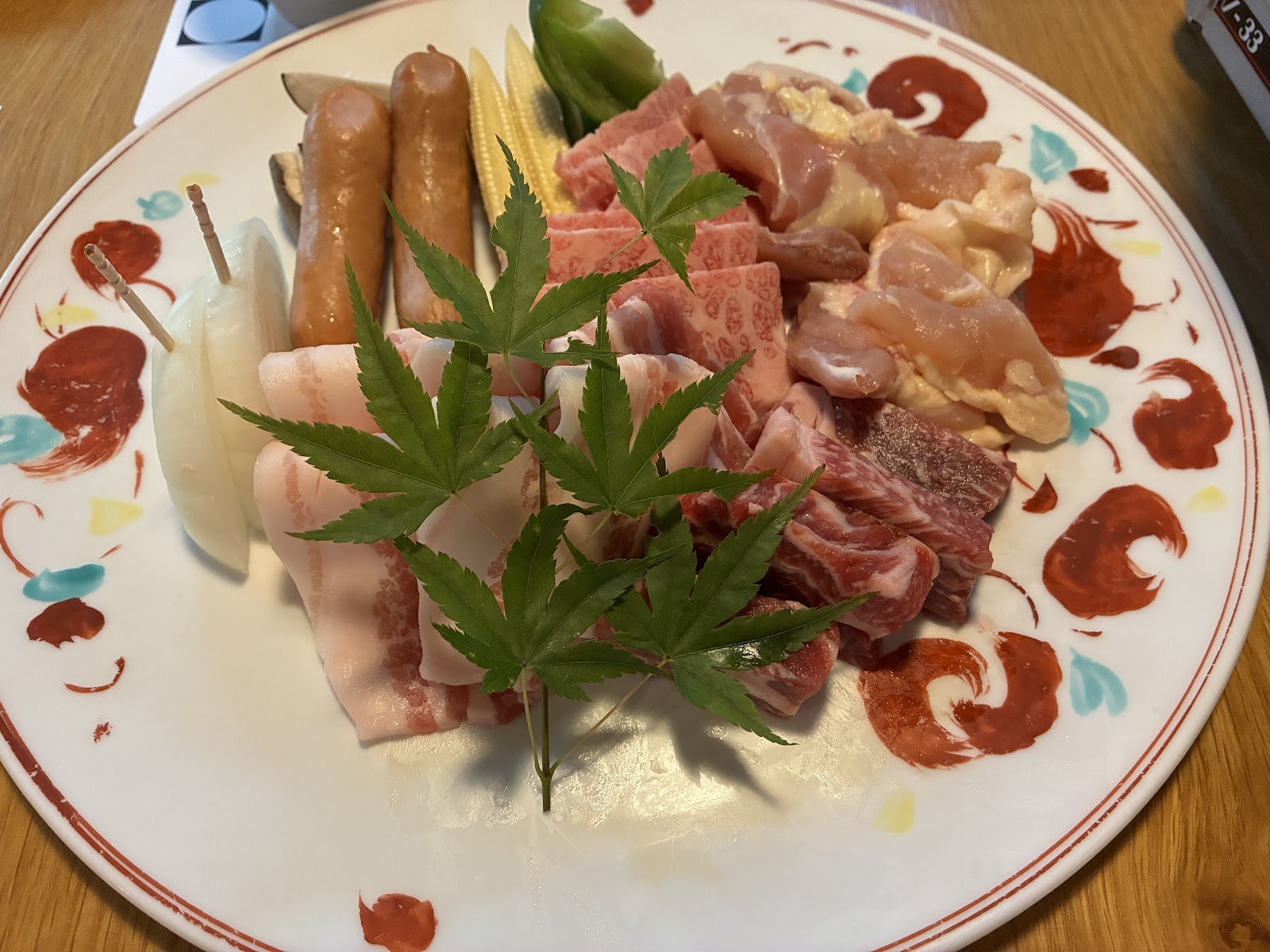 赤牛・おおいた和牛・奥豊後豚・豊後鶏の焼肉の盛り合わせ