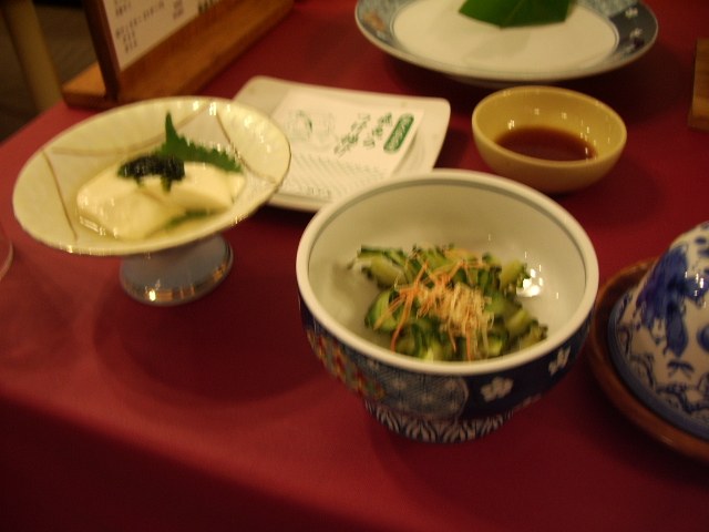 湯豆腐とゴーヤチャンプル